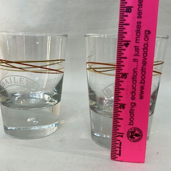 Baileys Rocks Glass 8 Oz Each 4 1/4 In Tall 3 In Round Set 2 Liquor Bar Cocktail - Picture 7 of 8